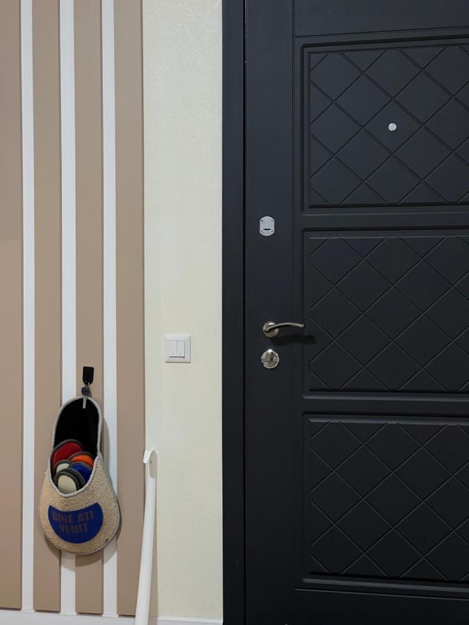 Hi-Tech Aparts Chişinău Esterno foto