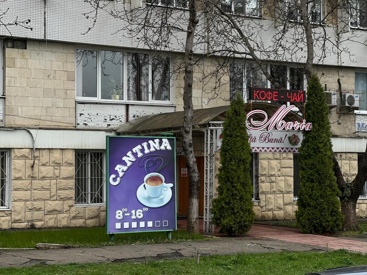 Hi-Tech Aparts Chişinău Esterno foto